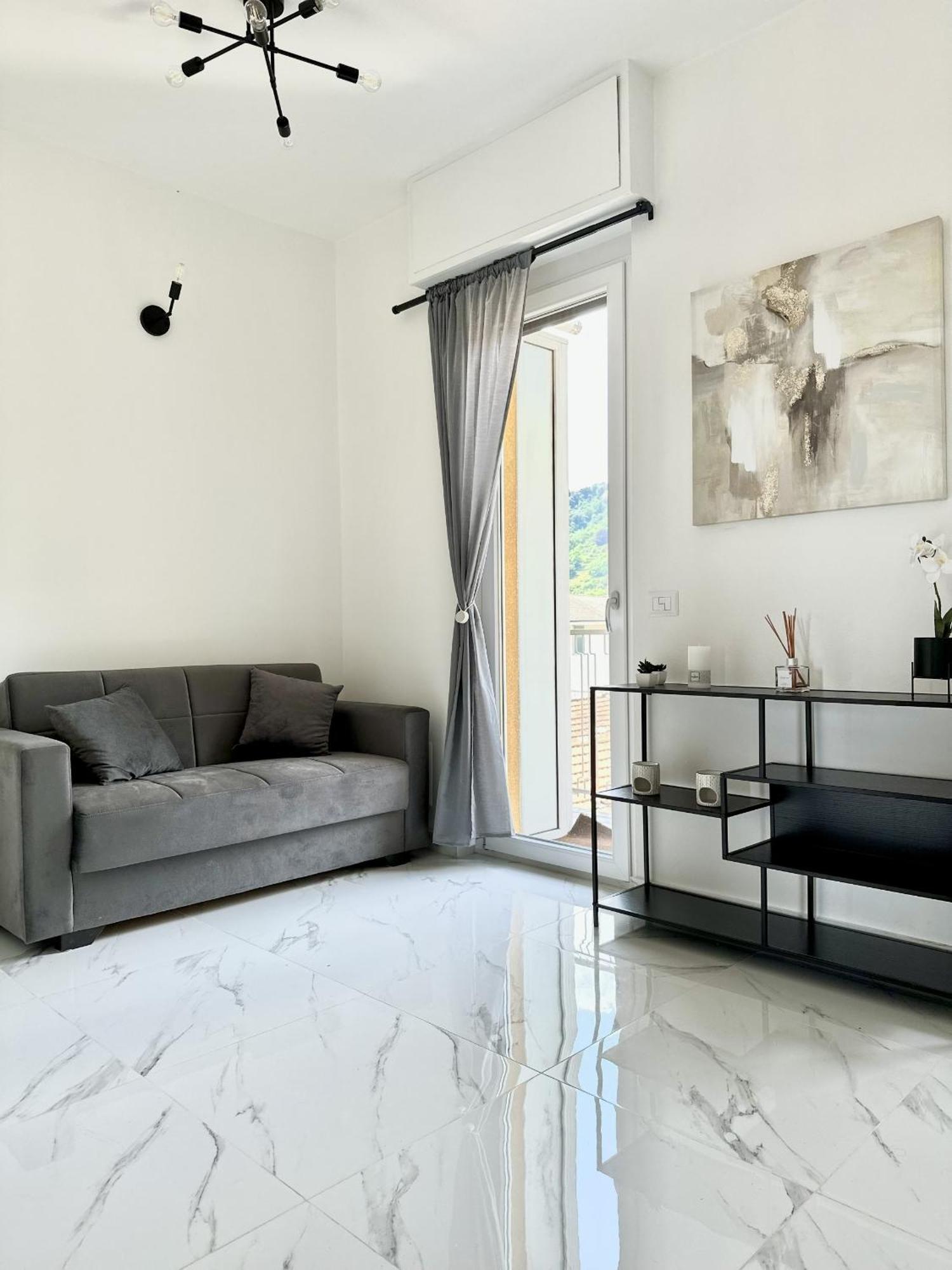 Ferienwohnung Casa La Rosa Lesa Exterior foto